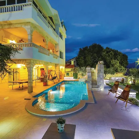 In With House Sea View Semesterbostad Trogir