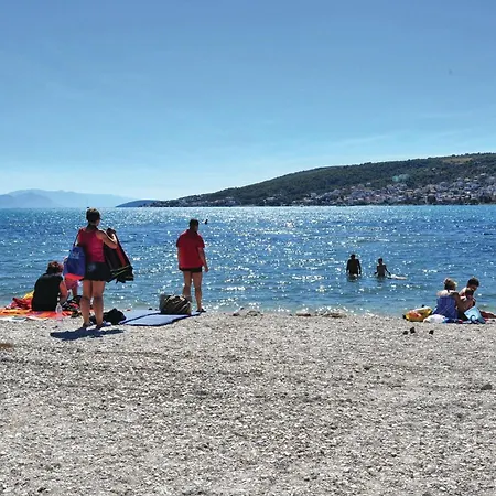 Semesterbostad In With House Sea View