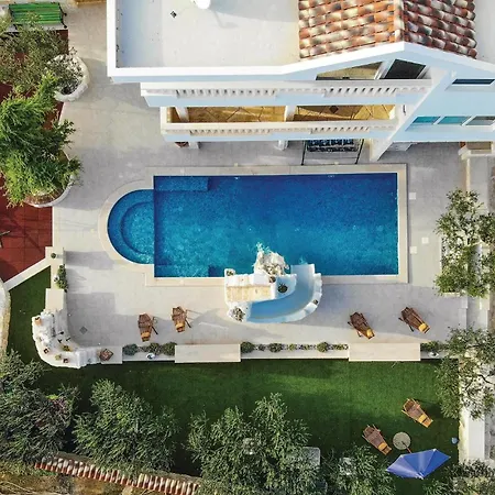 Σπίτι διακοπών In With House Sea View *
